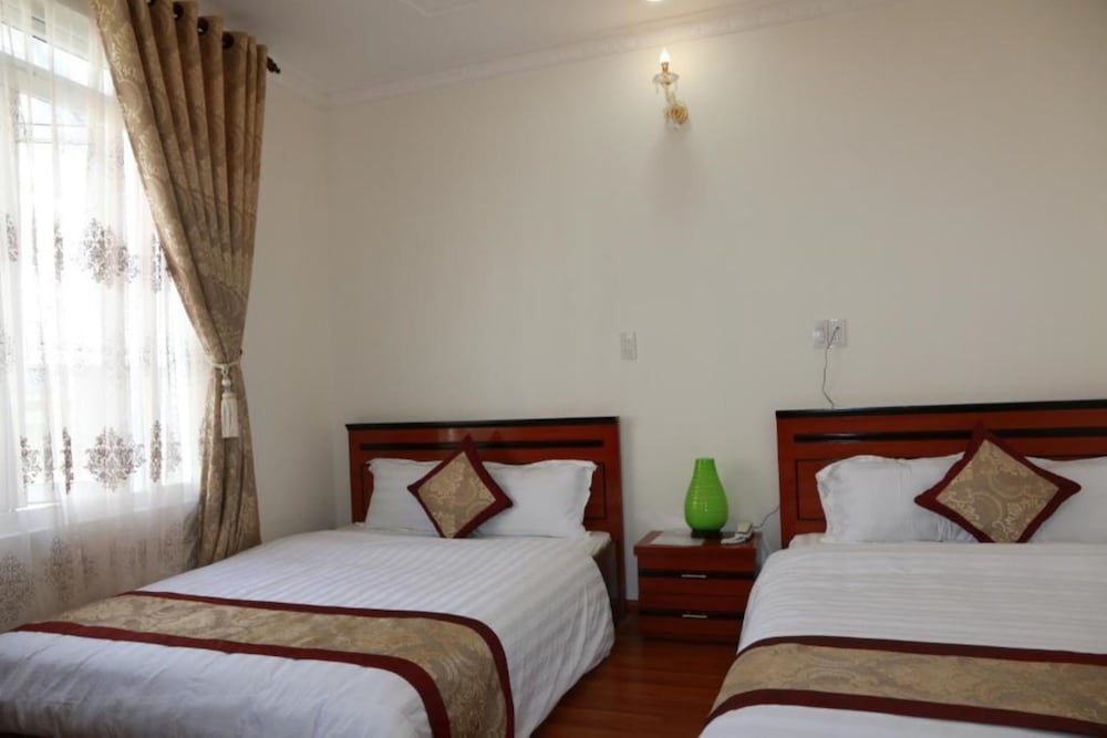 Dang Uyen Hotel