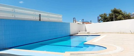 Charming 3-bed Semi Detached Villa in Alsancak