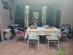 Villa Sleeps 6 With Garden and Gym