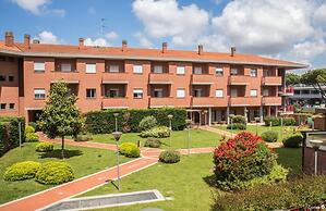 Long Stay Monthly Cheap Apartment With Backyard Garden