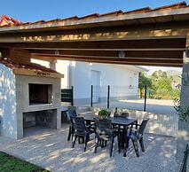 Modern House W.large Garden & Children Playground