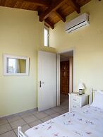 Aloe Apartments with private Spa Tub by Konnect