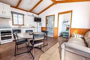 Geelong Holiday Park