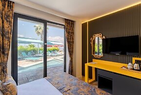 Tema 242 Hotel