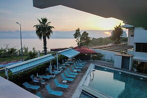 Tema 242 Hotel