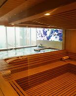 The Bentley Luxury Hotel and Suites