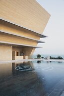 The Bentley Luxury Hotel and Suites