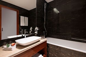 The Bentley Luxury Hotel and Suites