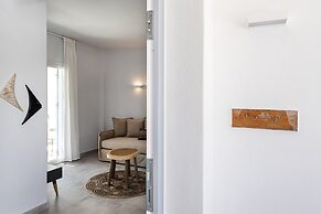Drios Luxury Studios