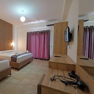 Esmerald Hotel