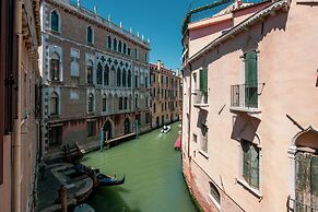 San Marco Boutique by Wonderful Italy