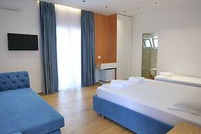 Summer Point Hotel