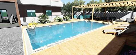 Summer Point Hotel