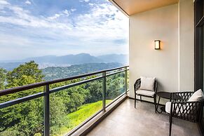 Holiday Inn Resort Mengding Mountain by IHG