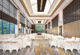 Holiday Inn Resort Mengding Mountain by IHG