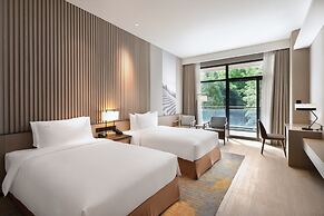 Holiday Inn Resort Mengding Mountain by IHG