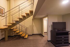 Urban Green Hotel & Suites