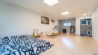 Jeju Dalbam Pension