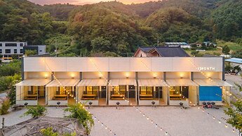 Gapyeong Yeoldudal Spapension&camping