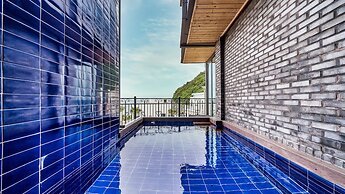 Namhae Yanghwa Seaside Pension