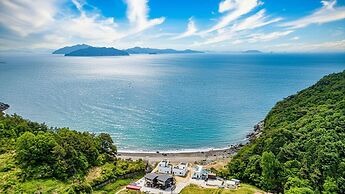 Namhae Yanghwa Seaside Pension