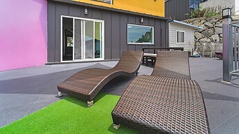 Namhae Gooreamyelmae Pension