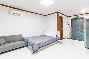 Geoje Rockspa Pension