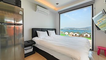 Goseong Bluewhale Glamping