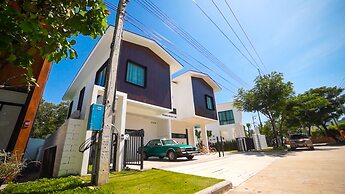 Happy Family Villa