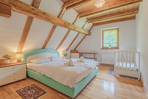 Chalet Primus Near Soca Gorge