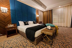Sunday Emerald Hotel