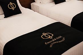 Sunday Emerald Hotel