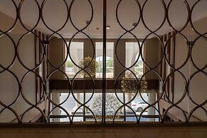 Sunday Emerald Hotel