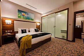 Sunday Emerald Hotel