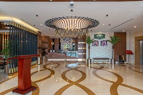 Sunday Emerald Hotel