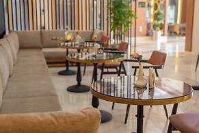 Sunday Emerald Hotel