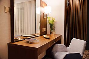 Sunday Emerald Hotel
