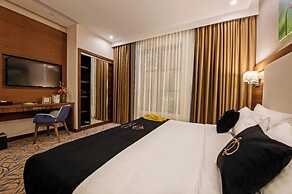 Sunday Emerald Hotel