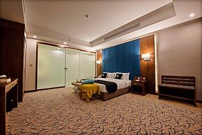 Sunday Emerald Hotel