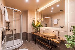 Semiso Beach Suites