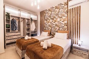 Semiso Beach Suites