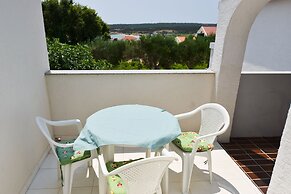 Apartments Caska VI