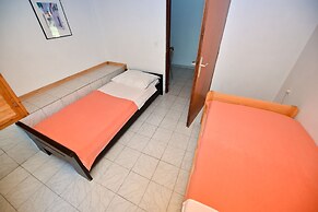 Apartments Caska VI