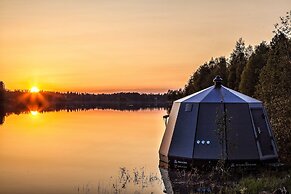 Peace & Quiet Hotel