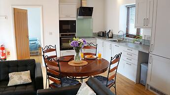 Courtbrook Farm Apartments