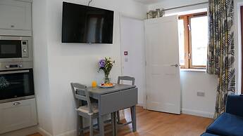 Courtbrook Farm Apartments