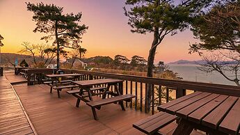 Ganghwa Badabit Pension