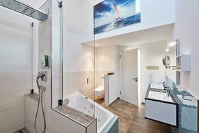 Kapitänsbrücke - Penthouse