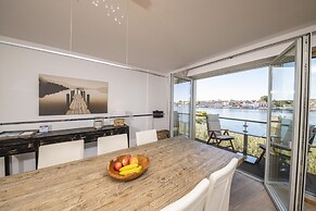 Kapitänsbrücke - Penthouse