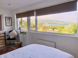 1 Bed Flat - Sleeps 5 - Parking - Garden - Pets
